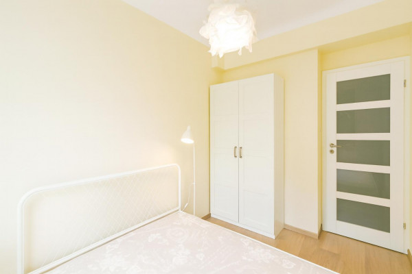 Warszawa, Bielany, Kasprowicza, 39 m² przy metrze Stare Bielany, ciche, po remoncie, zielona okolica