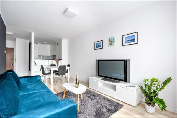 Warszawa, Śr&oacute;dmieście, Zgoda, 2 pokoje, ul. Zgoda 12,  widok na PKiN, balkon, kom&oacute;rka