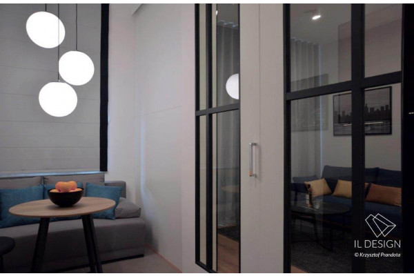 Warszawa, Śr&oacute;dmieście, Mir&oacute;w, Sienna, Sienna 89, z miejscem post. na zamykanym podw&oacute;rzu.