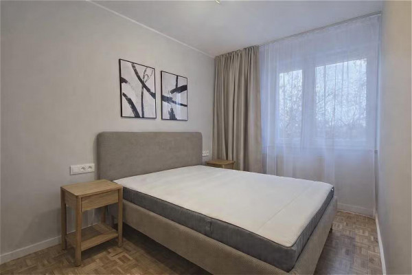 Warszawa, Ursyn&oacute;w, Henryka Raabego, 2 pokoje przy metrze Natolin,  ostatnie piętro, po generalnym remoncie