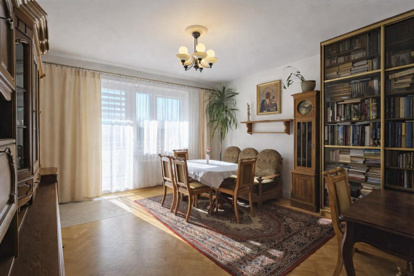 Warszawa, Mokot&oacute;w, Bachmacka, Stary Mokot&oacute;w | 86,79 m&sup2; | ostatnie piętro | cegła | cisza i zieleń