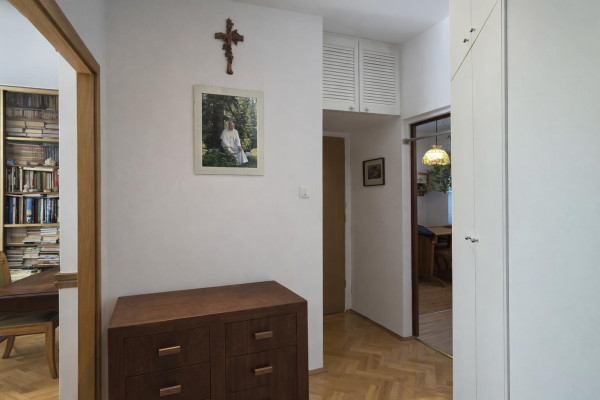 Warszawa, Mokot&oacute;w, Bachmacka, Stary Mokot&oacute;w | 86,79 m&sup2; | ostatnie piętro | cegła | cisza i zieleń