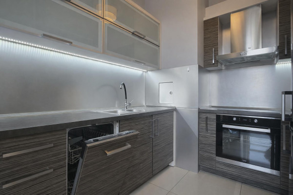 Warszawa, Praga-P&oacute;łnoc, św. Wincentego, 3 pokoje | wys. 3,25 m | dwustronne | garaż | 2010