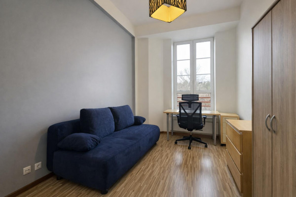 Warszawa, Praga-P&oacute;łnoc, św. Wincentego, 3 pokoje | wys. 3,25 m | dwustronne | garaż | 2010