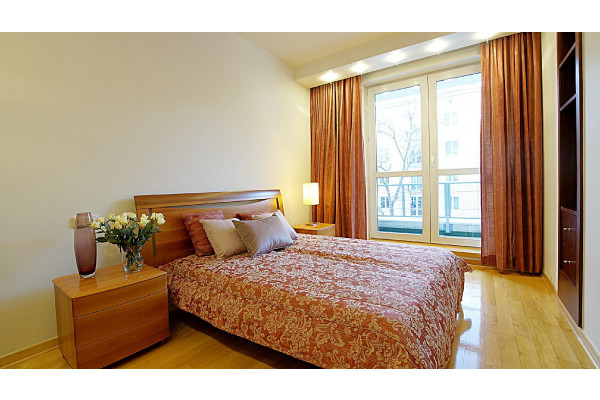 Warszawa, Śr&oacute;dmieście, Nalewki, Ciche mieszkanie z komfortową przestrzenią dzienną, Muran&oacute;w, Nalewki