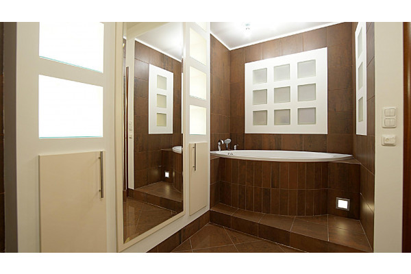 Warszawa, Śr&oacute;dmieście, Nalewki, Ciche mieszkanie z komfortową przestrzenią dzienną, Muran&oacute;w, Nalewki