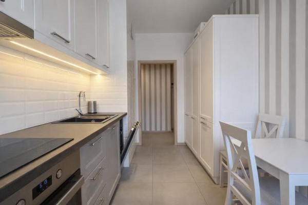 Warszawa, Mokot&oacute;w, Służewiec, Tolkiena, 2 pokojowe, osobna kuchnia, garaż w cenie, ul.  Tolkiena 3