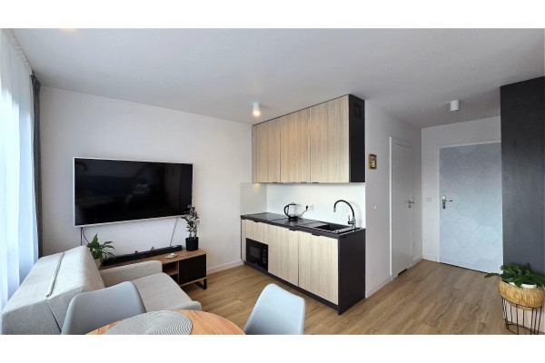 warszawski, Bielany, Warszawa, Szegedyńska, Kawalerka po  generalnym remoncie,  blisko AWF