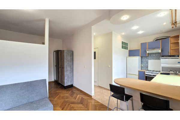 Warszawa, Ochota, Karola Dickensa, Duża kawalerka z aneksem sypialnym, Białobrzeska / Dickensa, ciche