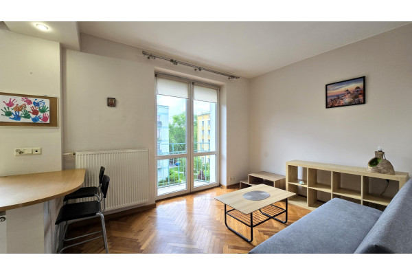 Warszawa, Ochota, Karola Dickensa, Duża kawalerka z aneksem sypialnym, Białobrzeska / Dickensa, ciche