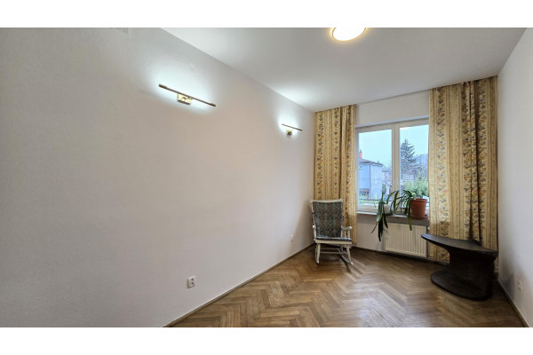 warszawski, Mokot&oacute;w, Warszawa, Sobolewska, Część segmentu na Sadybie &ndash; dla pary, rodziny 2+1