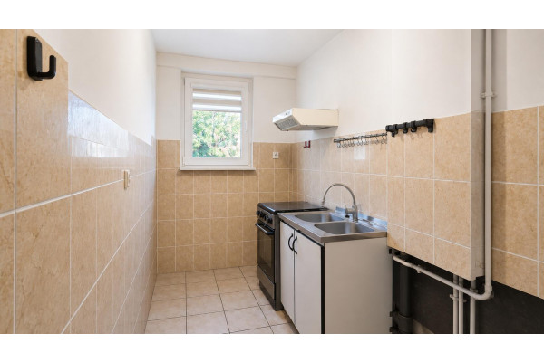 Warszawa, Praga-Południe, Ostrobramska, 2 pokoje,  36,31 m&sup2;,  balkon , łazienka z oknem, do remontu, Groch&oacute;w