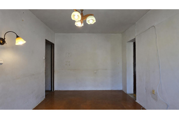 Warszawa, Praga-Południe, Ostrobramska, 2 pokoje,  36,31 m&sup2;,  balkon , łazienka z oknem, do remontu, Groch&oacute;w