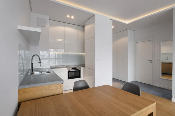 Warszawa, Wilan&oacute;w, Oś Kr&oacute;lewska, 2 pokoje, wysoki standard, balkon, garaż, ciche patio, Wilan&oacute;w