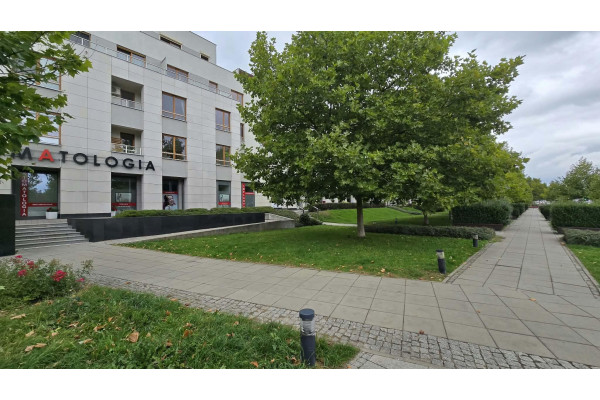 Warszawa, Wilan&oacute;w, ks. Prymasa Augusta Hlonda, Ostoja Wilan&oacute;w, 2 pokoje, wsch&oacute;d, zach&oacute;d, loggia, prywatny park
